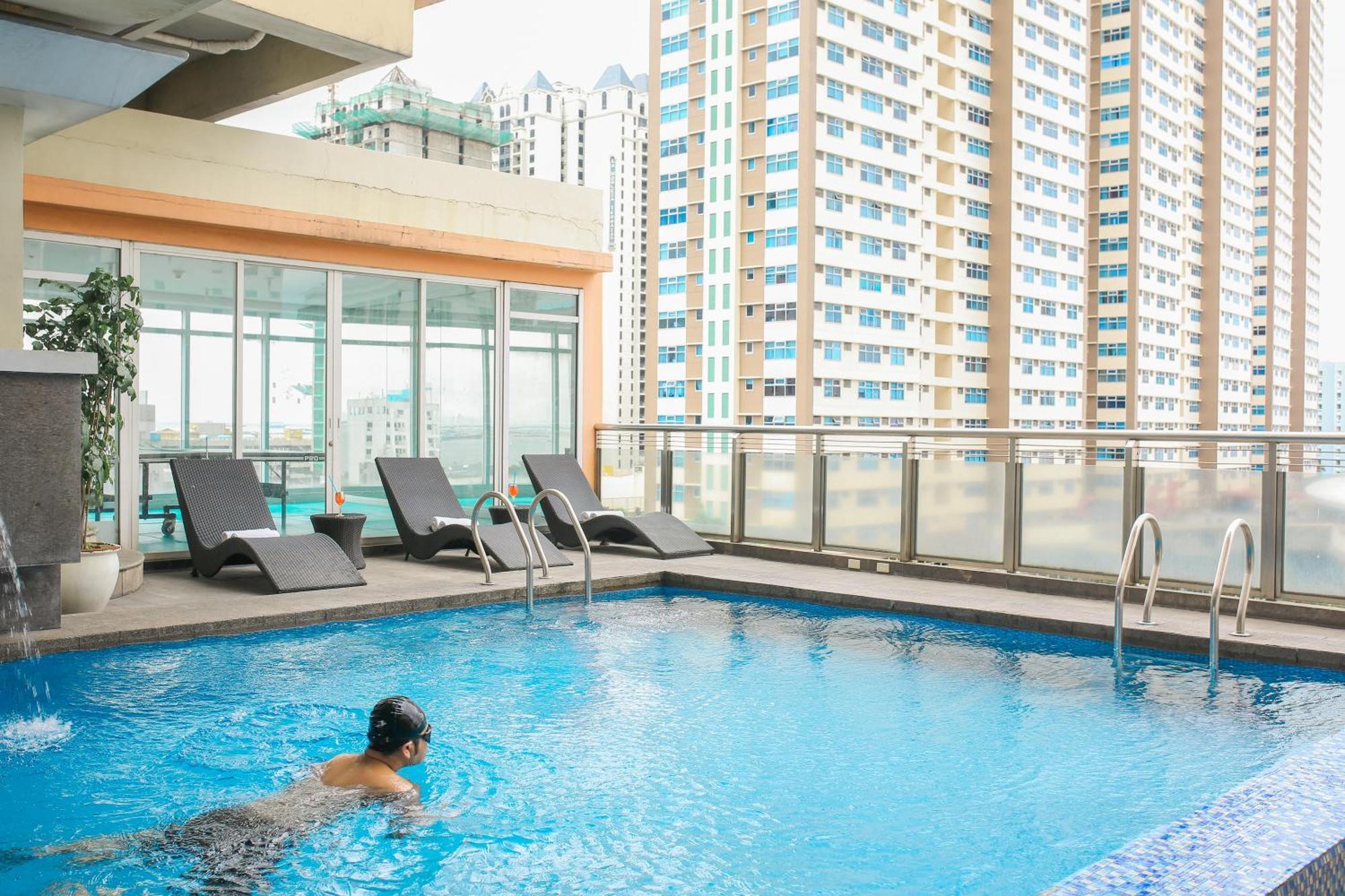 Pacific Bay Grand Suites Manila Exteriör bild
